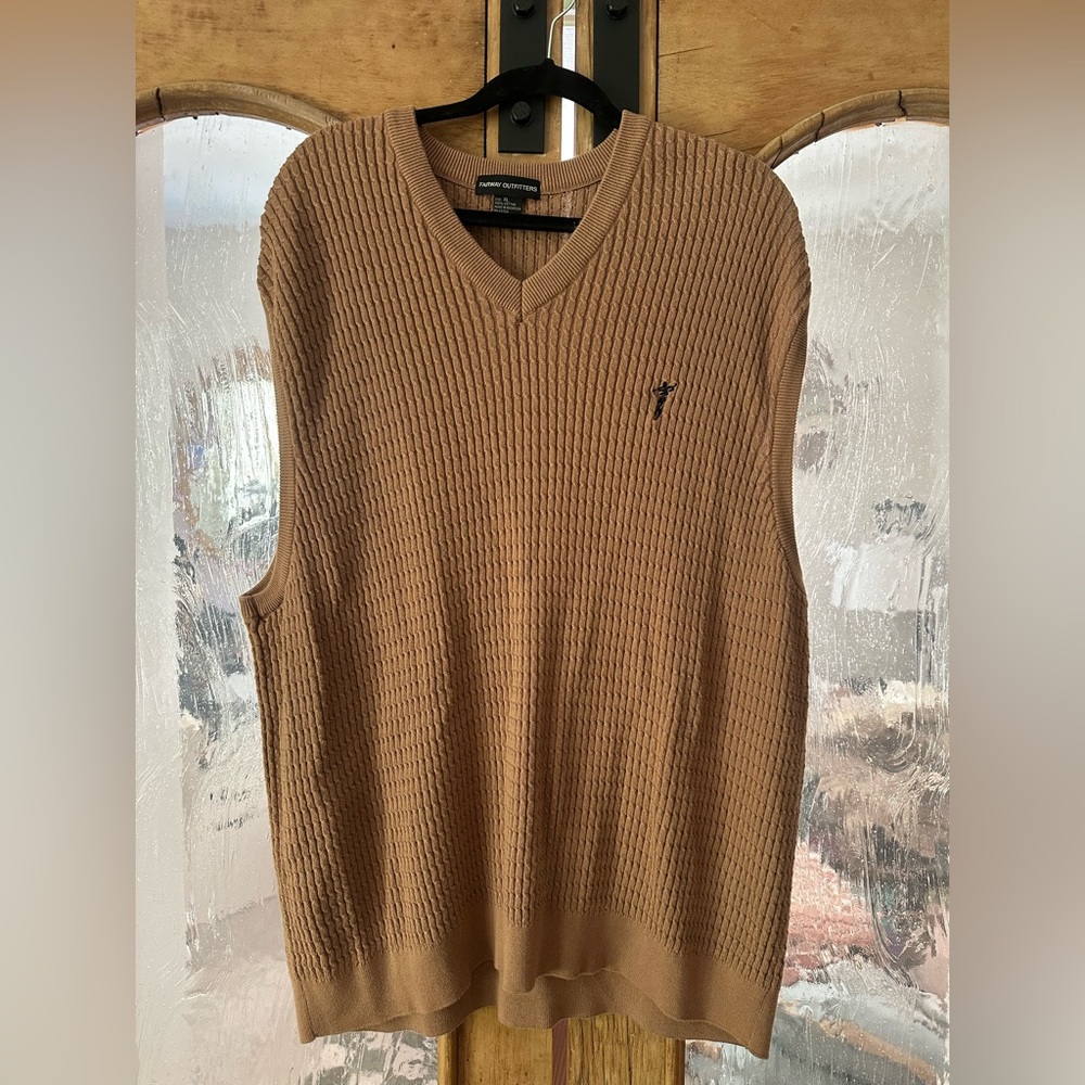 Fairway Outfitters Men's V-Neck Brown Sweater Vest